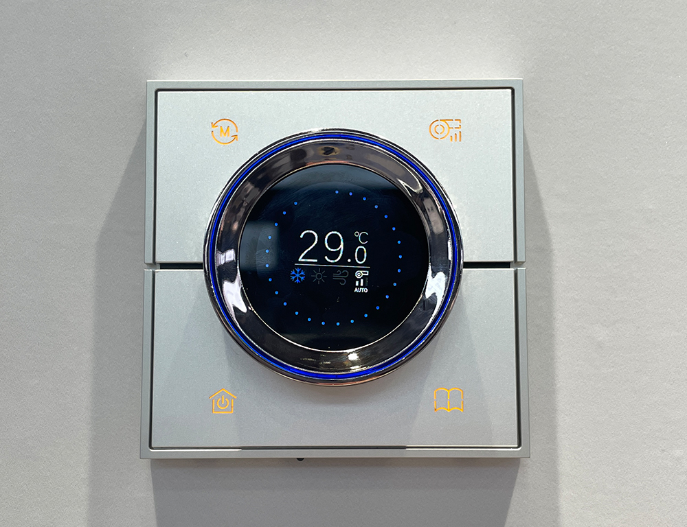 D29 smart thermostat